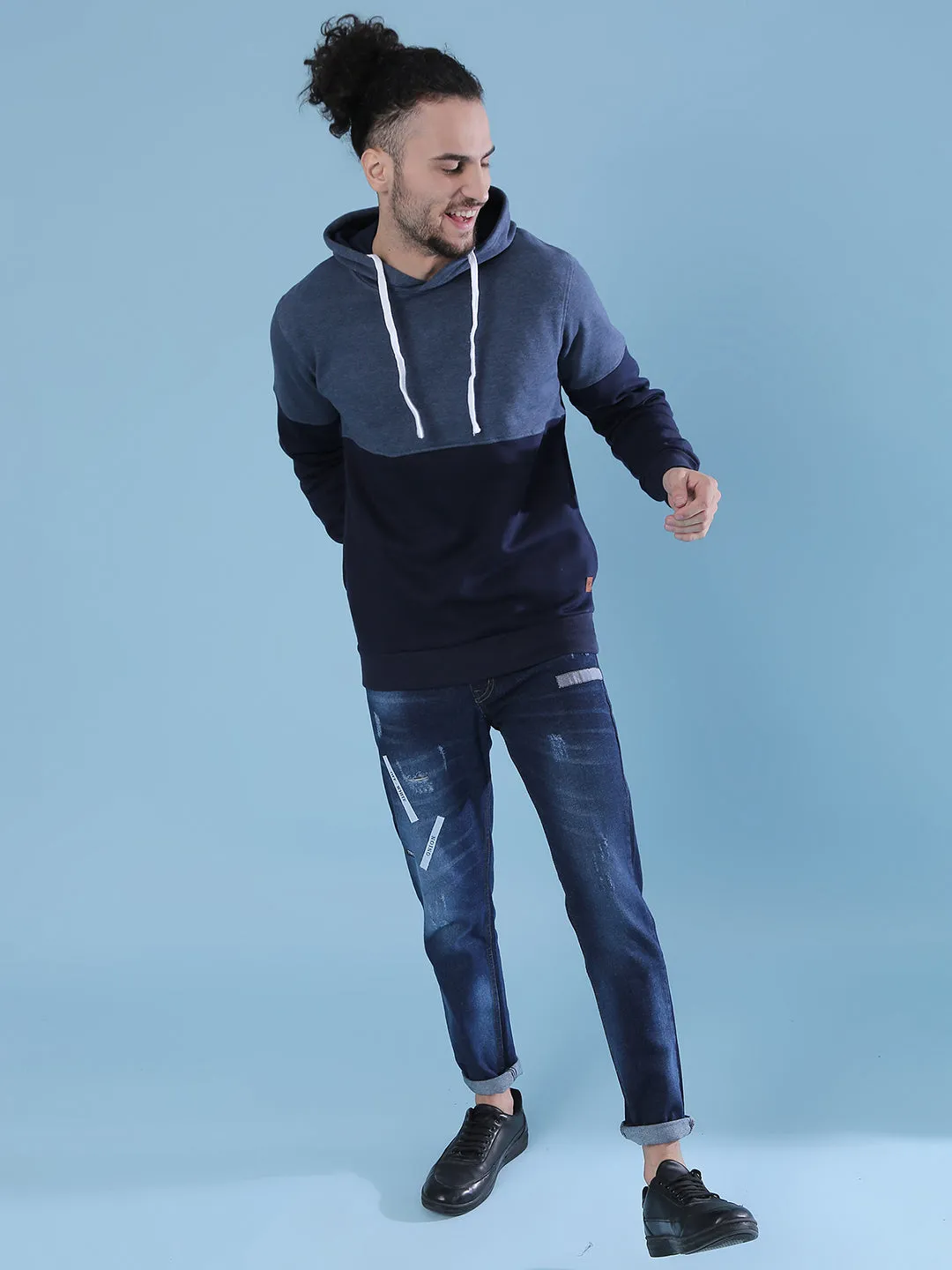 Campus Sutra Men Colorblocked Full Sleeve Stylish Casual Hooded Sweatshirts