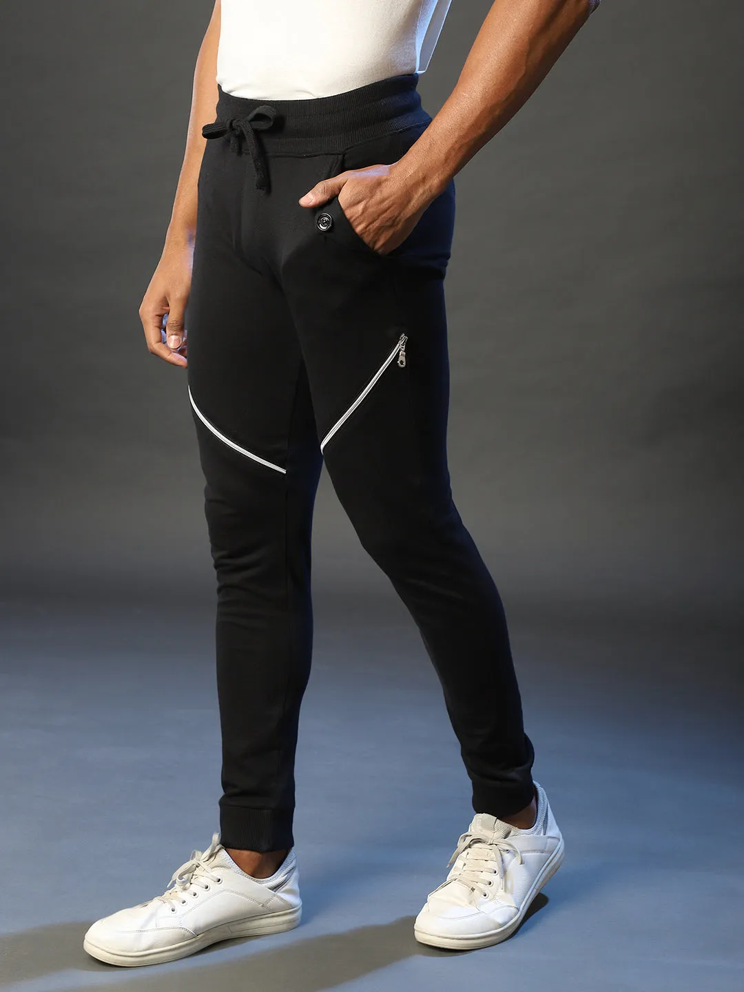 Campus Sutra Men Solid Trackpant
