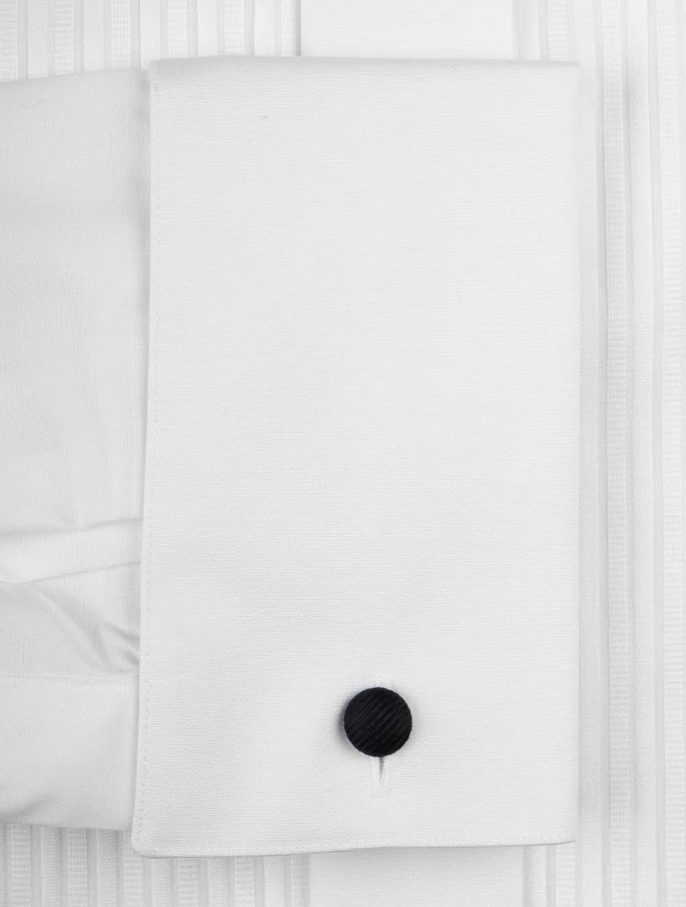 Pleated Dress Contemporary Fit Shirt White