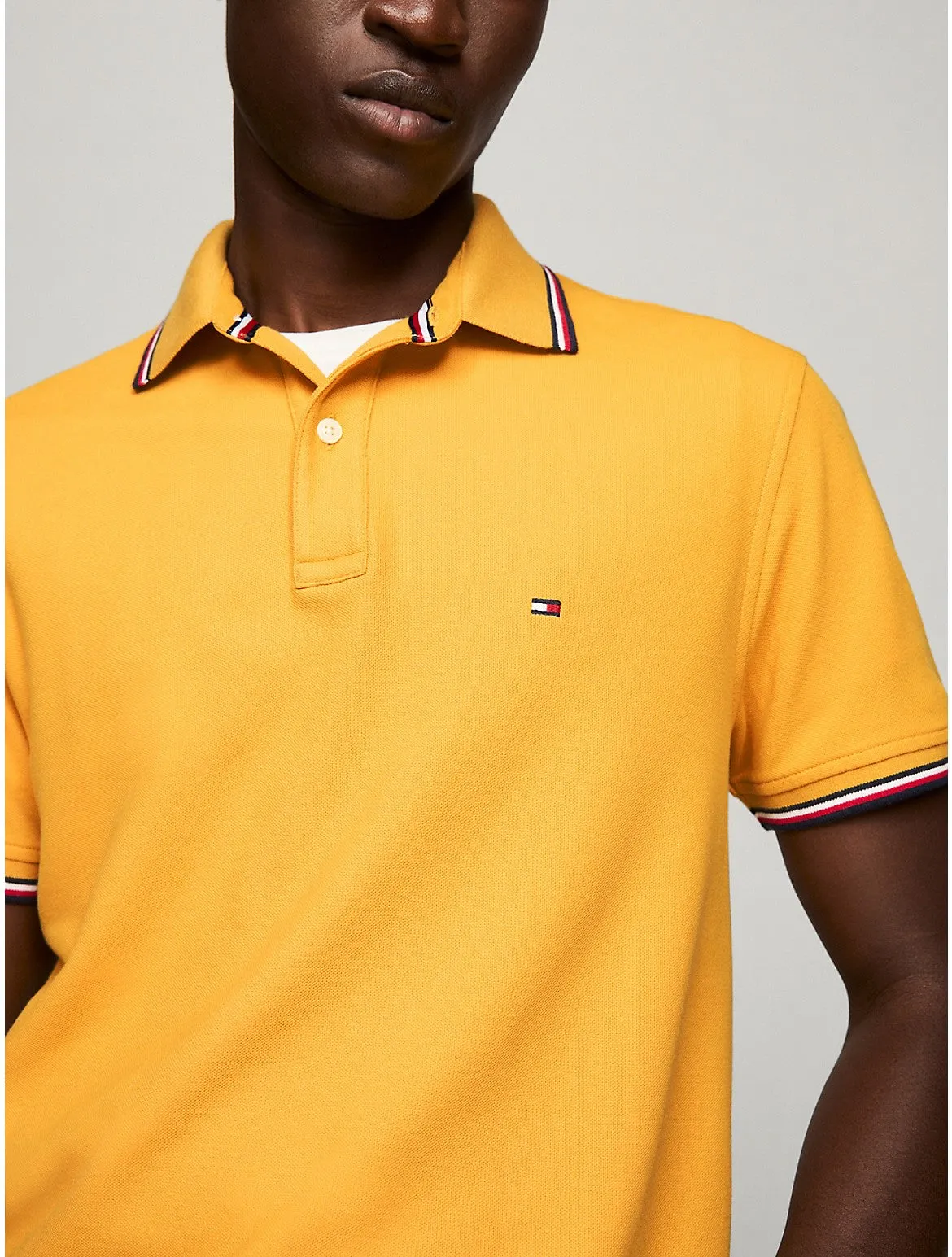 Tommy Hilfiger Men's Regular Fit Tommy Wicking Polo